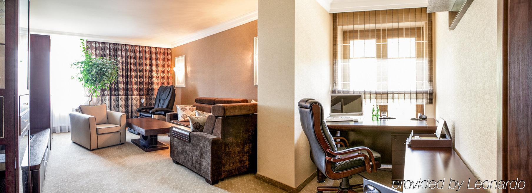 M Hotel Sosnowiec Zimmer foto